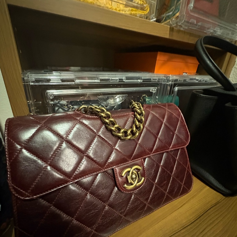 Chanel Quilted Leather Bag - Burgundy